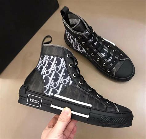 pull dior oblique|Dior b23 high top price.